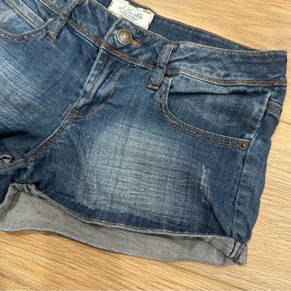 I love H81 Blue Denim Shorts with Stitch and Distressed Detail- Size: 21 - Picture 4 of 14
